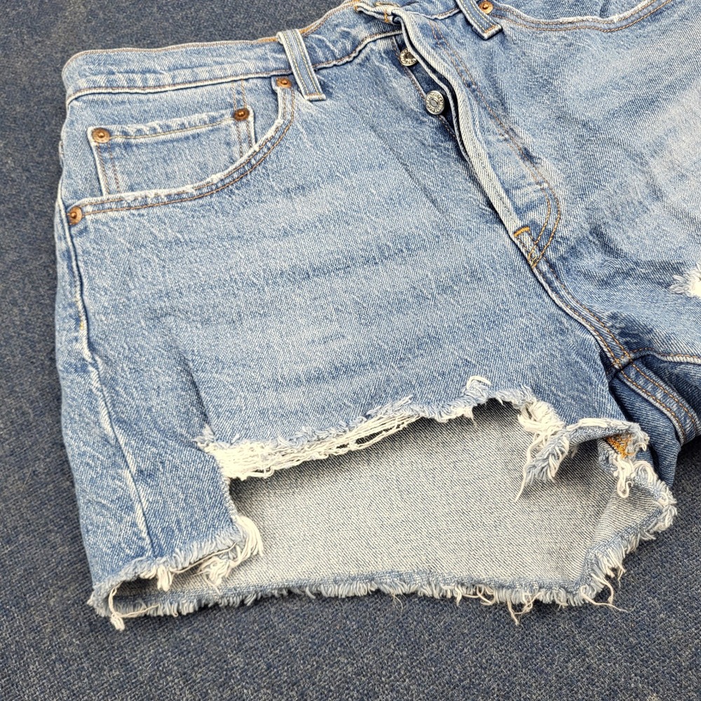 Levis 501 Original High Rise Cut Off Denim Shorts Light Wash Blue W30 Dasiy - Picture 3 of 12
